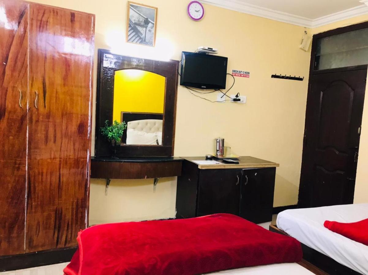 Hotel Mystique Inn Утакаманд Экстерьер фото