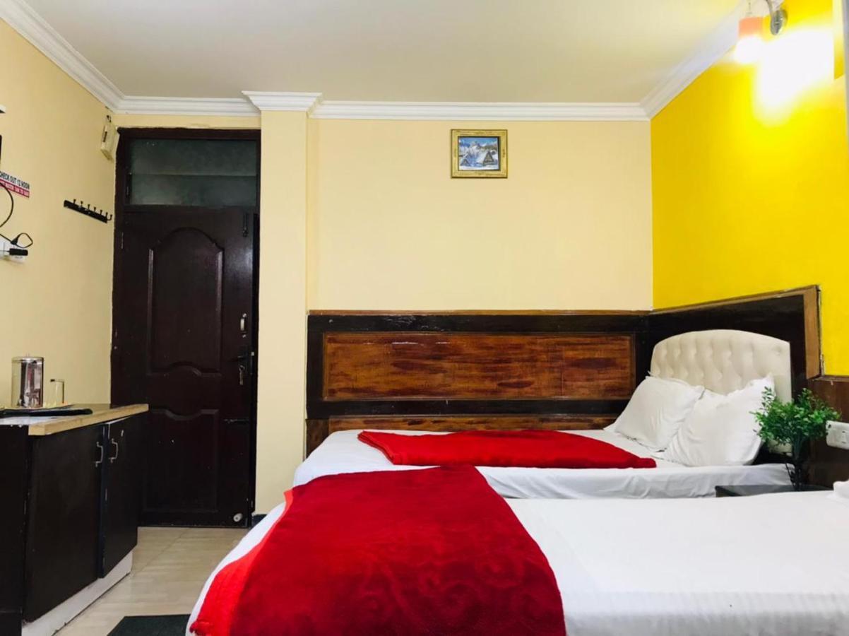 Hotel Mystique Inn Утакаманд Экстерьер фото