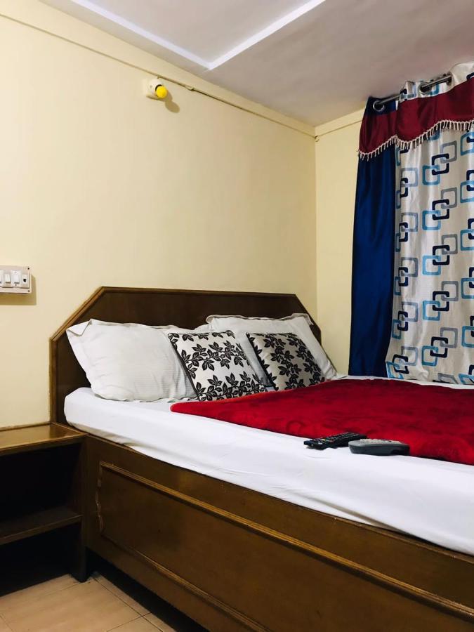 Hotel Mystique Inn Утакаманд Экстерьер фото