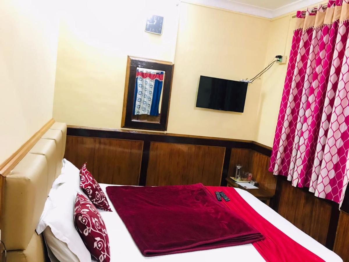 Hotel Mystique Inn Утакаманд Экстерьер фото